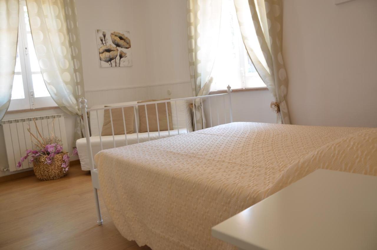 Re Umberto Suite San Salvo Bagian luar foto